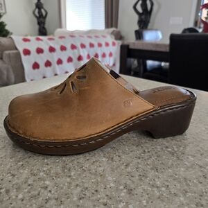 Women's Torry Slip On Clogs. ( Size: 8 )